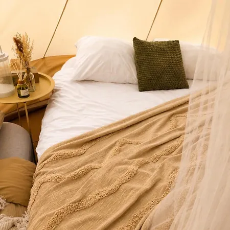 Glamping *